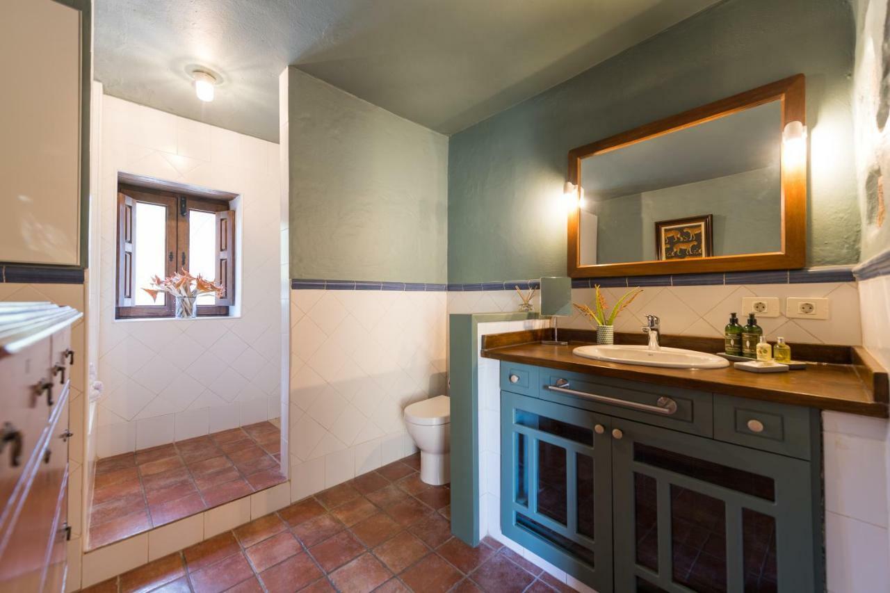 Bohemian Hideaway Finca - 2 Unique Houses With Shared Pool Santa Lucia De Tirajana ภายนอก รูปภาพ